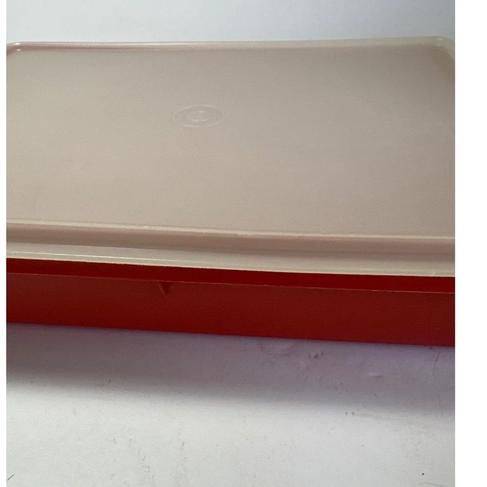 Tupperware Food Storage Container Vintage 290-7 Red Sheer Lid 13x9 GoodCondition